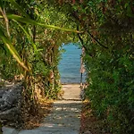 Awesome In With Wifi Smokvica (Korcula)